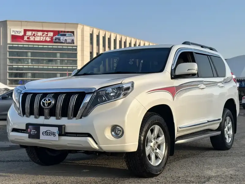 Toyota Prado 2012 версия 4.0L автомат TX, 2013 — фото 1