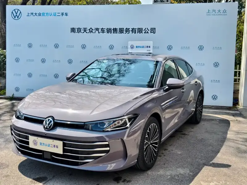 Volkswagen Passat, 2024