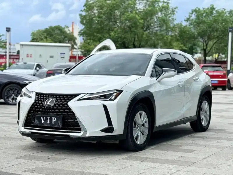 Lexus UX, 2022