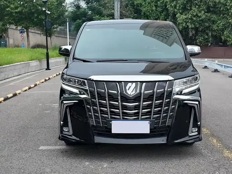 Toyota Alphard, 2018
