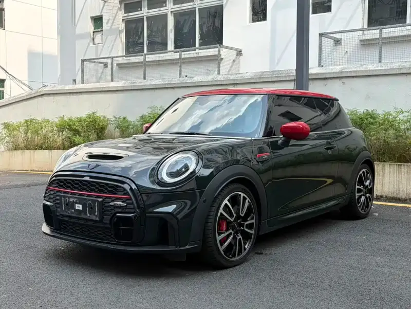 MINI JCW, 2023
