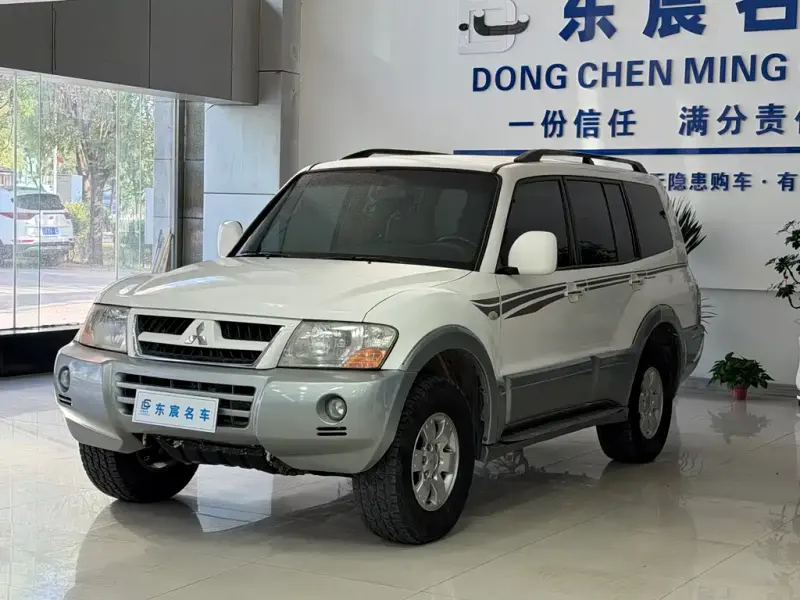 Mitsubishi Pajero, 2013