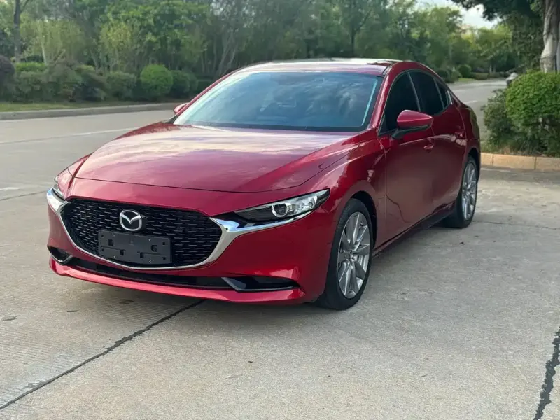 Mazda 3 Axela Mazda 3 Axela 2022 2.0L Auto Quality Elegant Edition, 2023 — фото 1