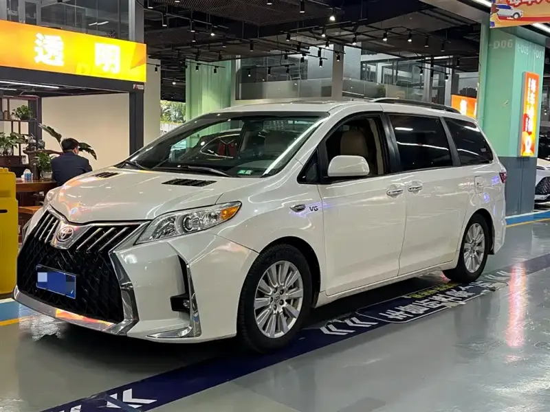 Toyota Sienna, 2017