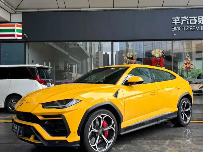 Lamborghini Urus, 2021