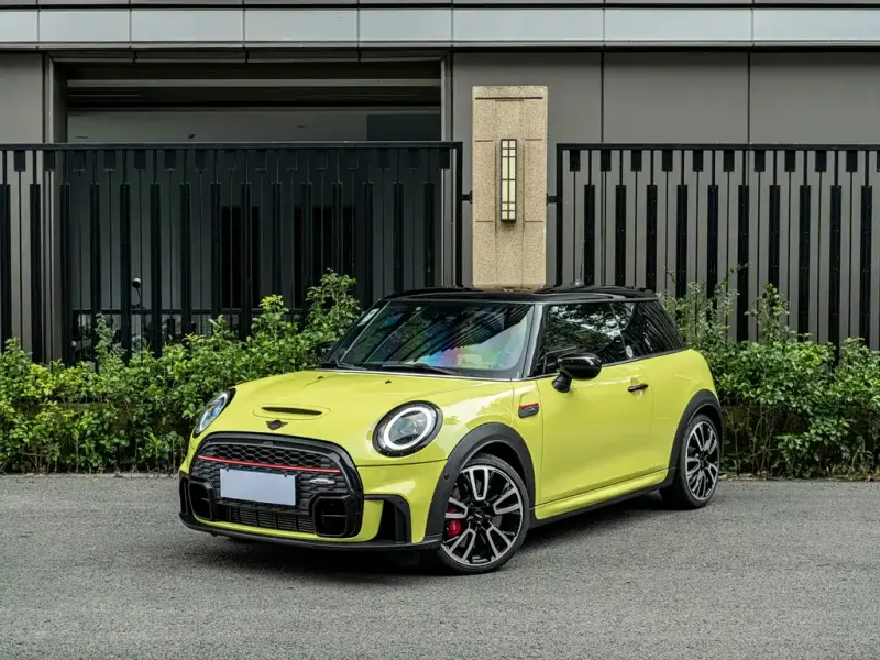 MINI JCW, 2023