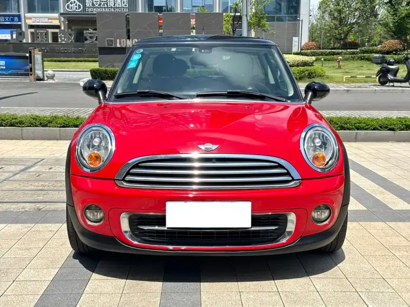 MINI Mini, 2012
