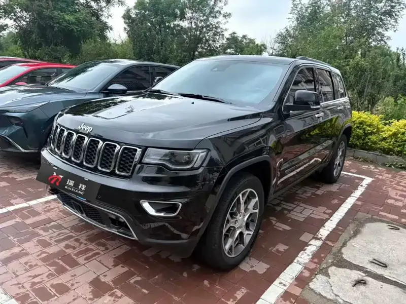 Jeep Grand Cherokee (Import), 2022