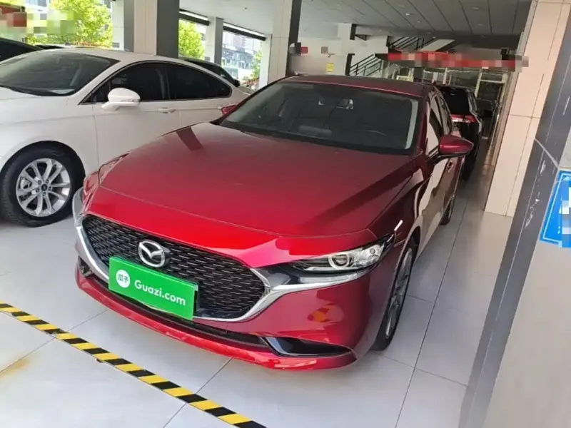 Mazda 3 Axela, 2021