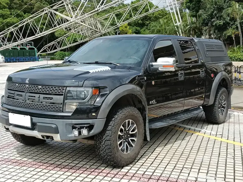 Ford F-150 Raptor, 2013