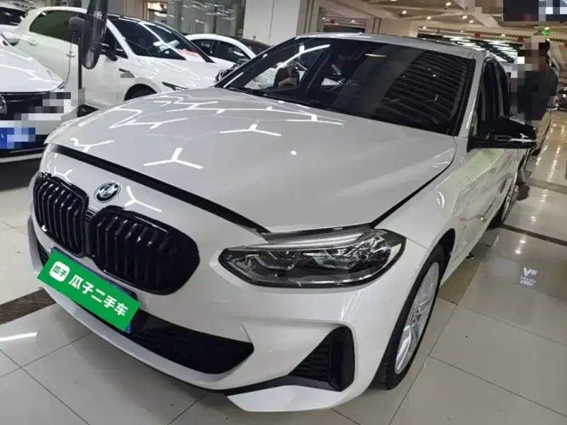 BMW 1 Series, 2022