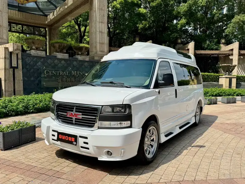 GMC Savana, 2018
