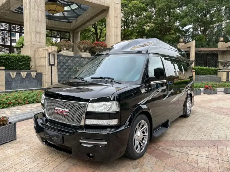 GMC Savana, 2015