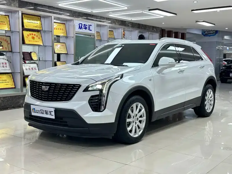 Cadillac XT4, 2022
