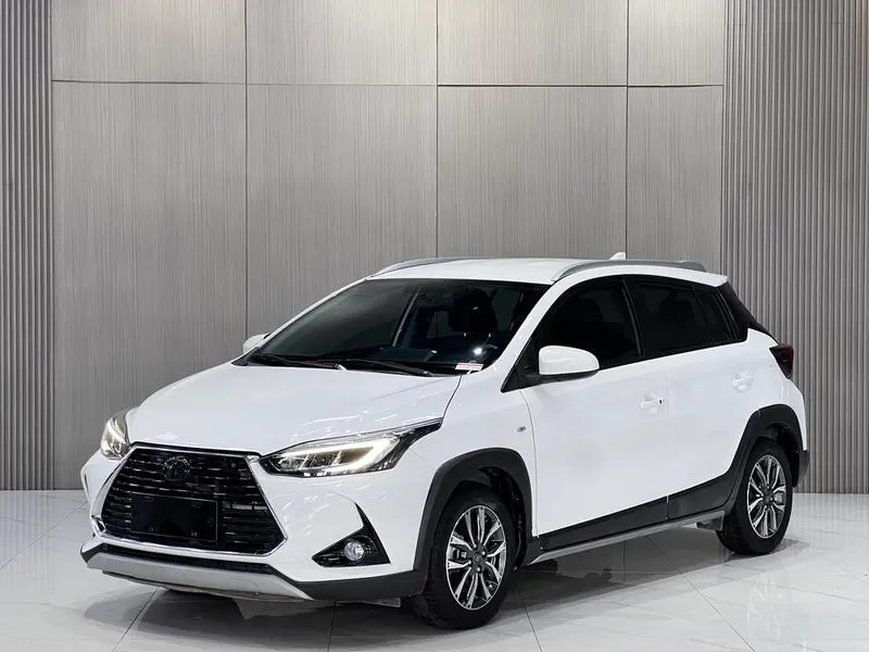 Toyota Yaris L, 2022