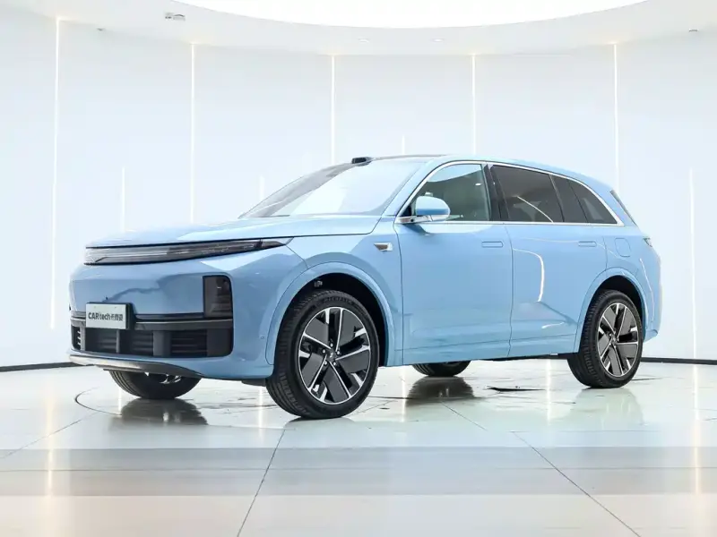 Li Auto Li L7, 2025