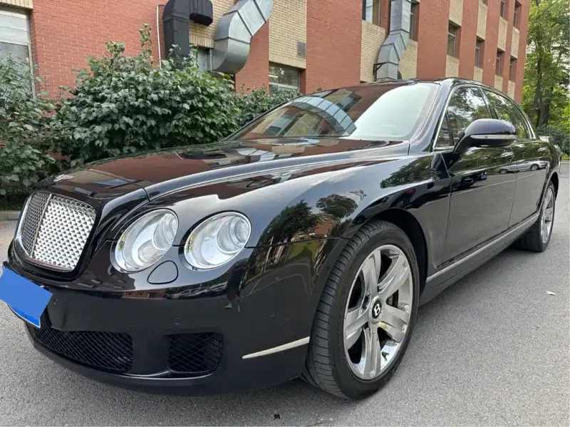 Bentley Flying Spur, 2012