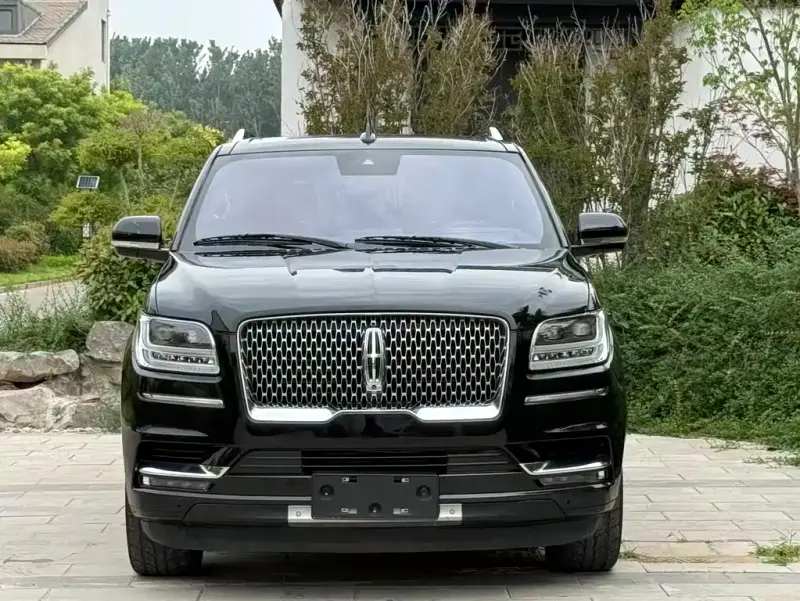 Lincoln Navigator, 2019