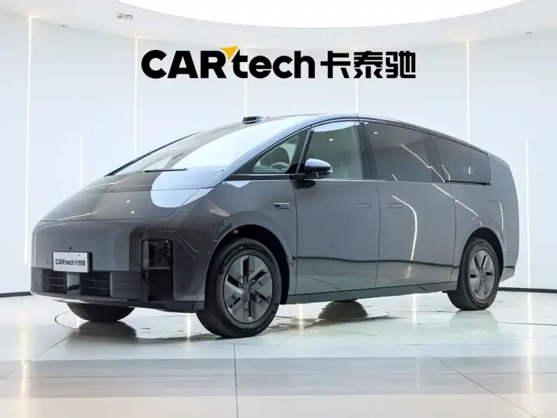 Li Auto Li MEGA, 2025