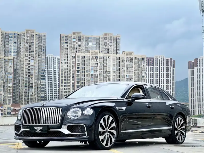 Bentley Flying Spur, 2025