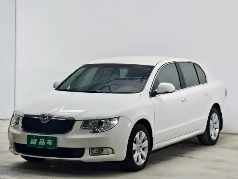 Skoda Superb, 2011