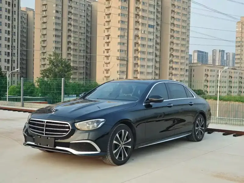Mercedes-Benz E-Class New Energy Mercedes-Benz E-Class NEV 2022 E 350 e L Plug-in Hybrid Dynamic Power Sedan, 2022 — фото 1