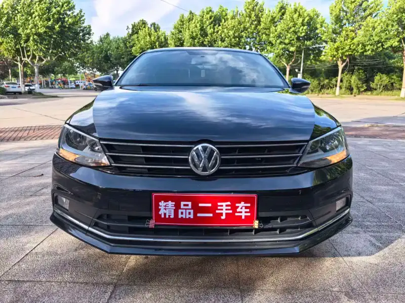 Volkswagen Sagitar, 2016