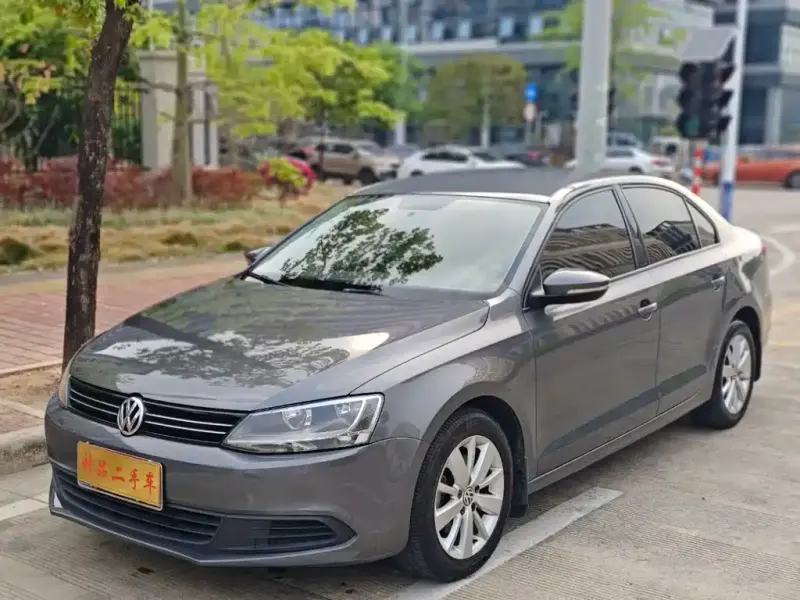 Volkswagen Sagitar, 2013