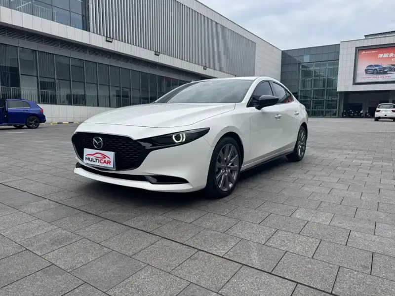 Mazda 3 Axela, 2023