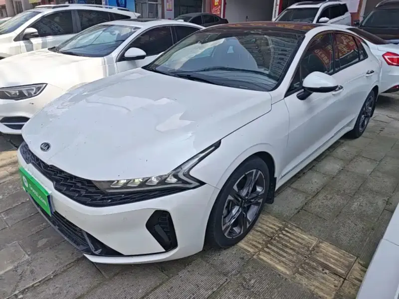 Kia K5, 2021