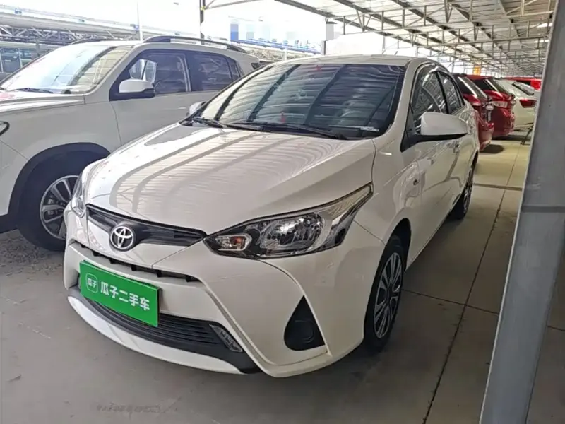Toyota Yaris L, 2020 — фото 1