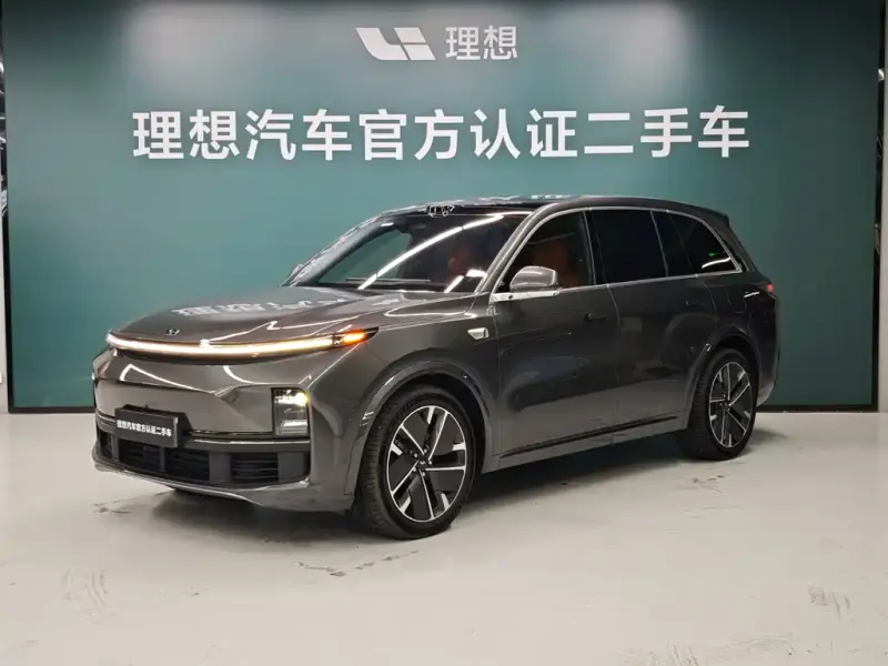 Li Auto Li L8, 2025