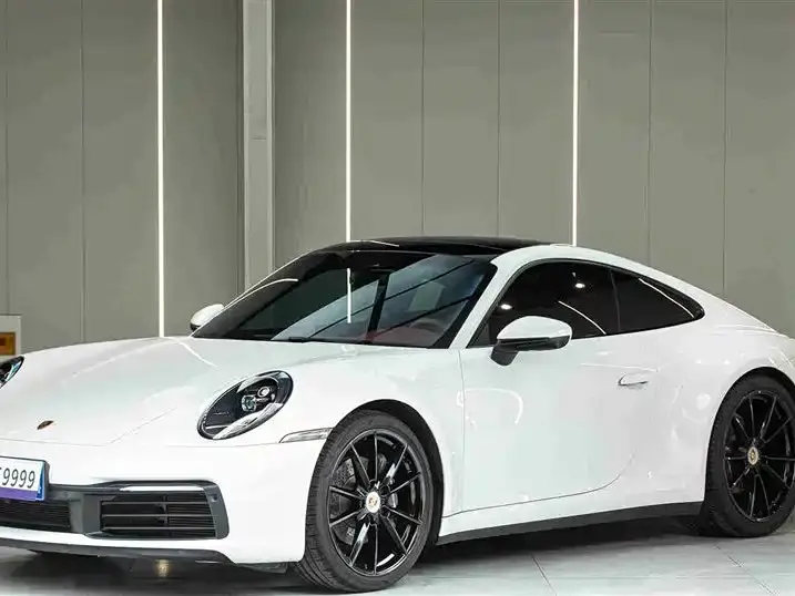 Porsche 911, 2022