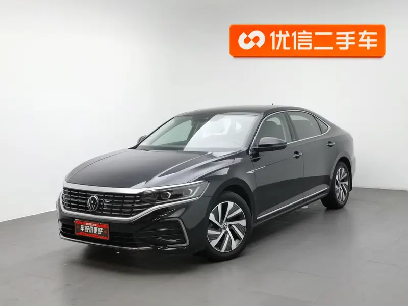 Volkswagen Passat PHEV 430PHEV Hybrid Luxury Edition, 2022 — фото 1