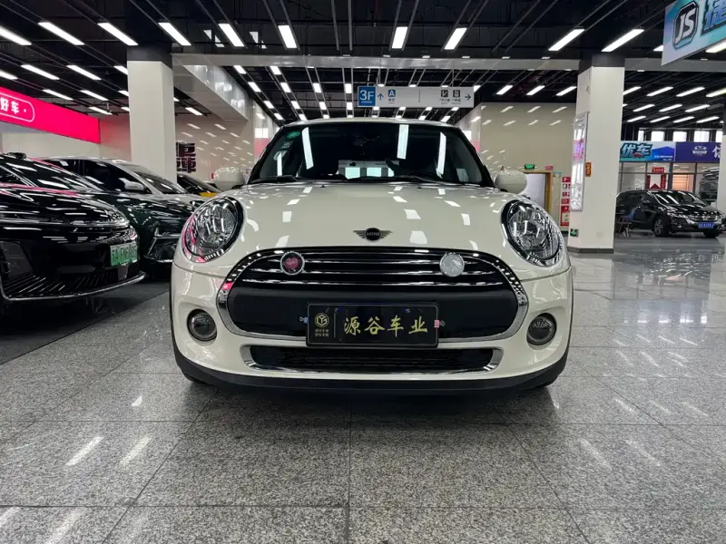 MINI Mini, 2020