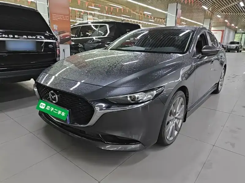 Mazda 3 Axela, 2022