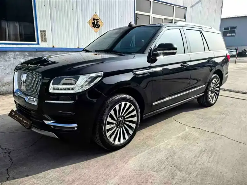 Lincoln Navigator, 2022