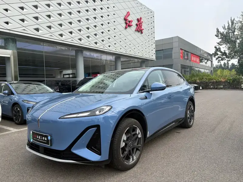 Hongqi 06, 2025