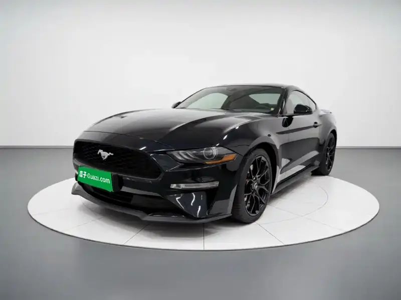 Ford Mustang, 2022