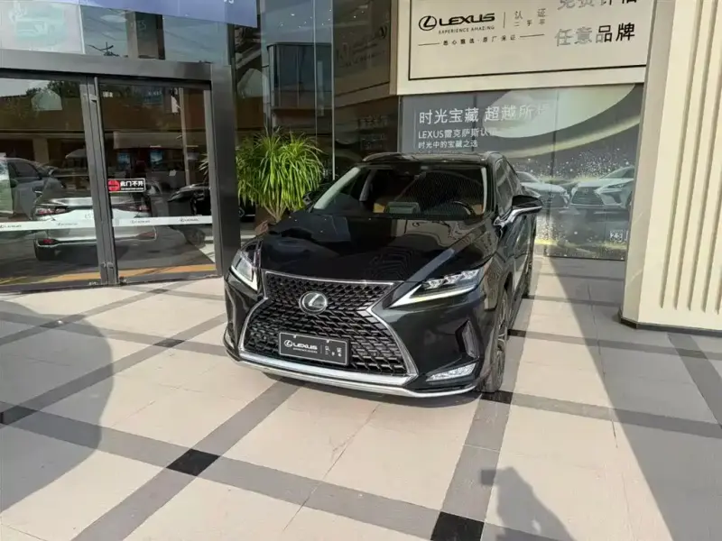 Lexus RX, 2021