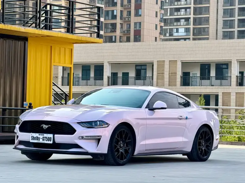 Ford Mustang, 2022