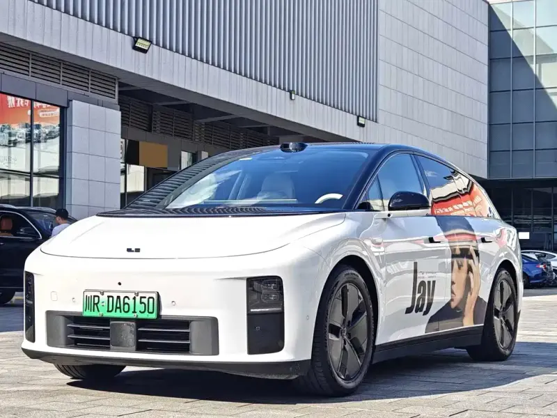 Li Auto i6, 2025