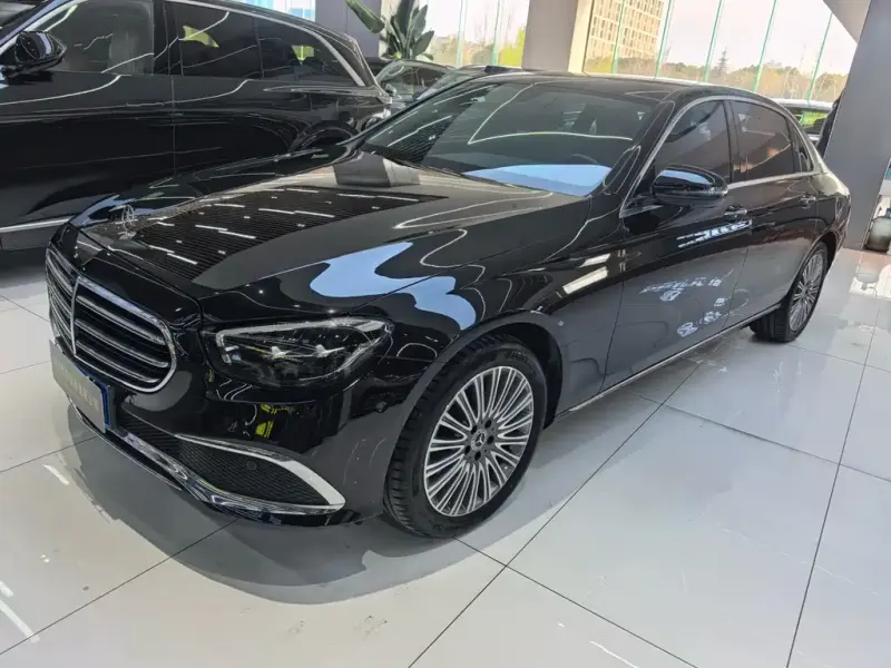 Mercedes-Benz E-Class, 2023