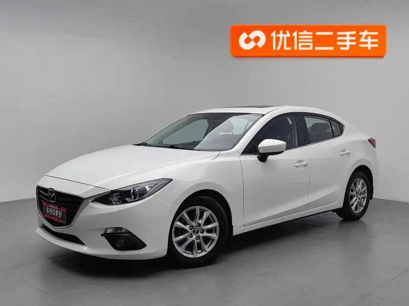 Mazda 3 Axela, 2016