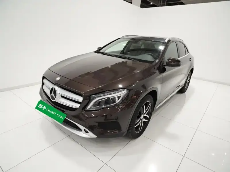 Mercedes-Benz GLA, 2016