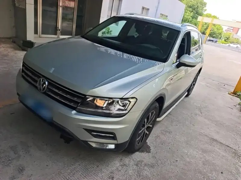 Volkswagen Tiguan L, 2017