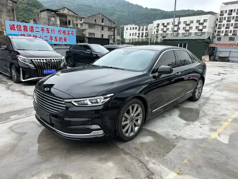 Ford Taurus, 2021