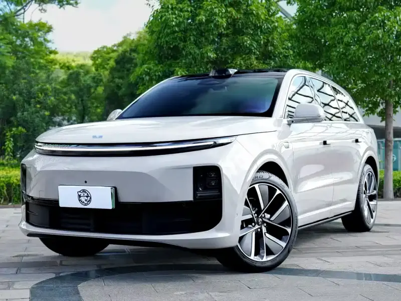 Li Auto Li L6, 2025