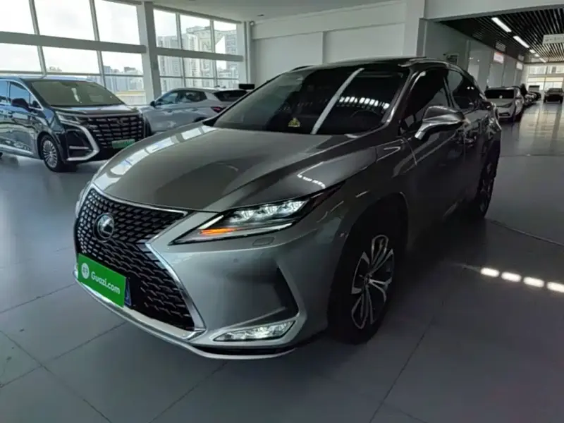Lexus RX, 2021