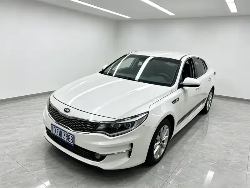 Kia K5, 2017